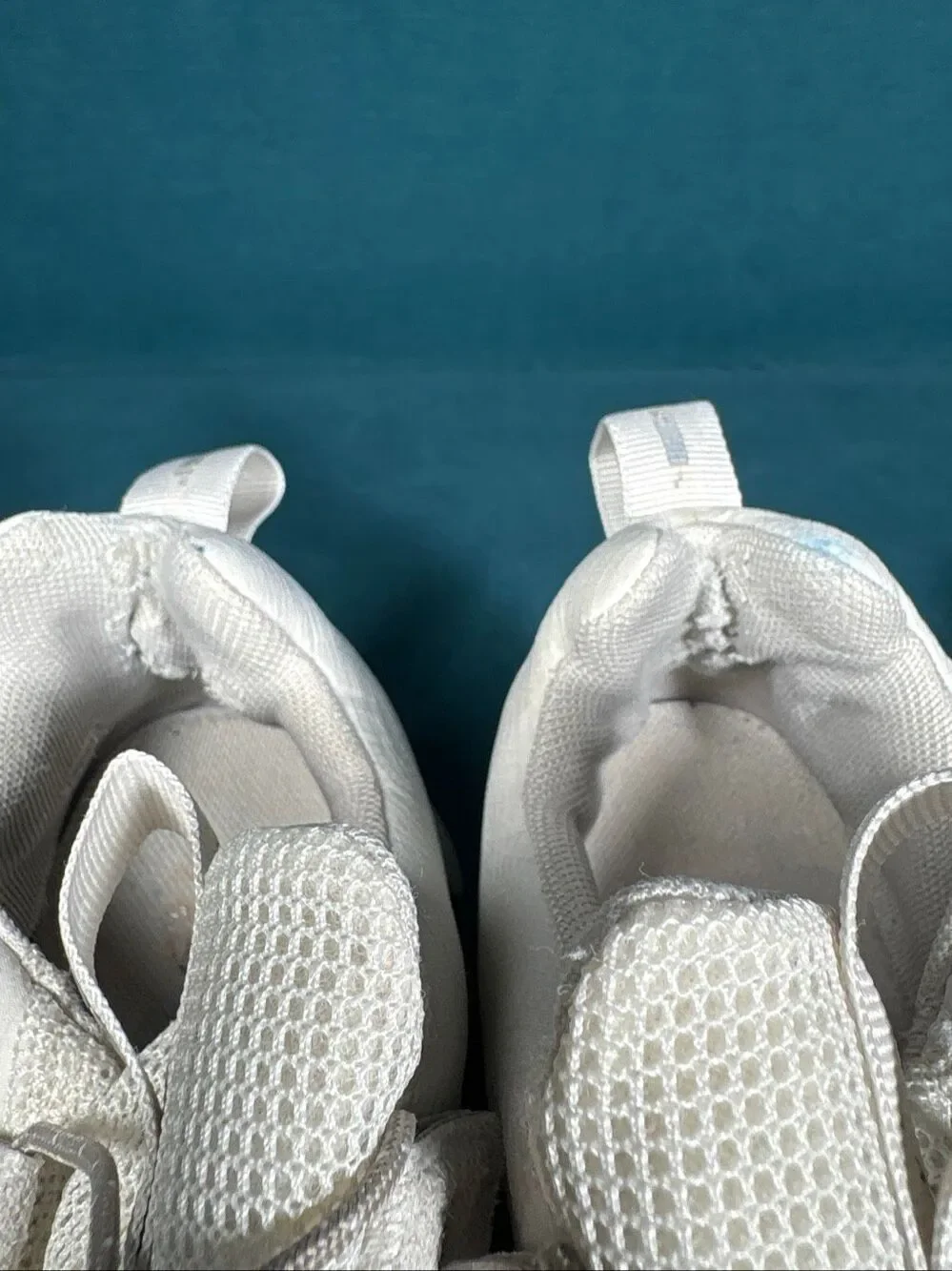 On Cloudaway Womens 8.5 Undyed White Speed Lacing Sneakers Shoes 49.98945